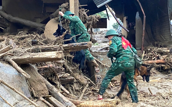 Lũ quét tàn phá bản làng Mường Than, Lai Châu xin hỗ trợ gạo cứu đói và hơn 100 tỉ đồng - Ảnh 2.