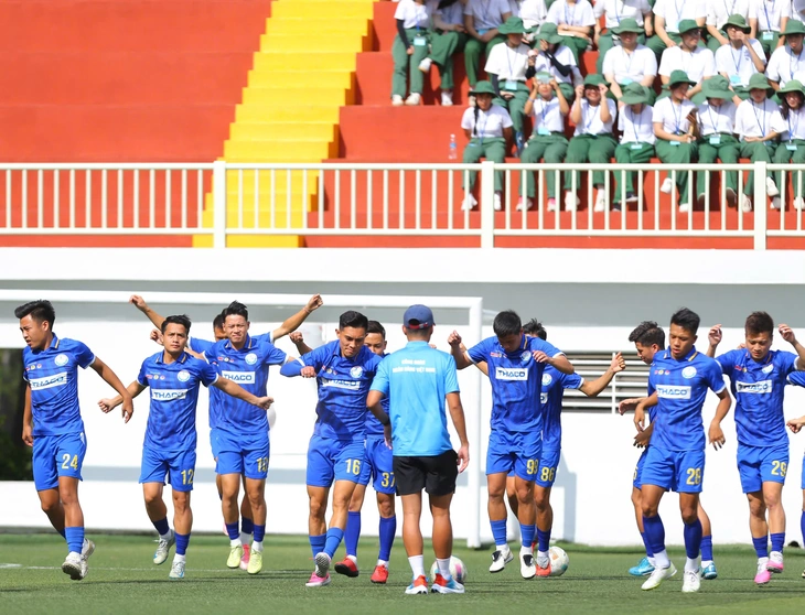 Công đoàn Ngân hàng Việt Nam đăng quang Giải bóng đá công nhân, viên chức Việt Nam 2026 - Ảnh 20.