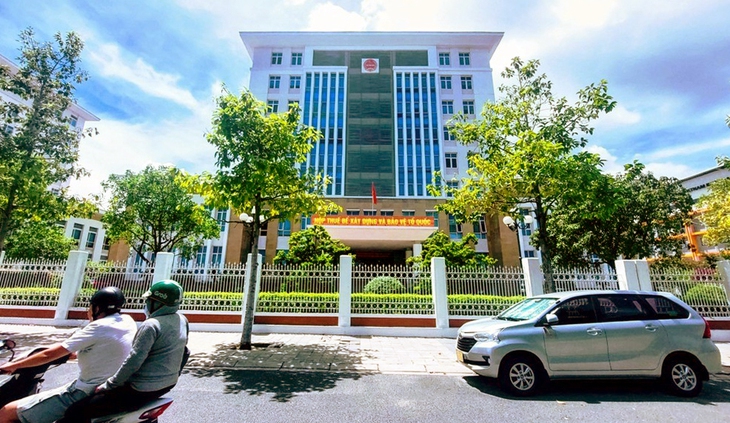 Thường trực và 10 đầu mối nhận tố cáo về thuế tại Khánh Hòa - Ảnh 2.