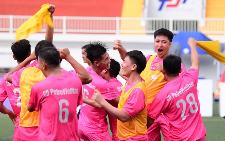 Công đoàn Đồng Nai 4 giành HCĐ ở Giải bóng đá công nhân, viên chức Việt Nam 2026 - Ảnh 3.