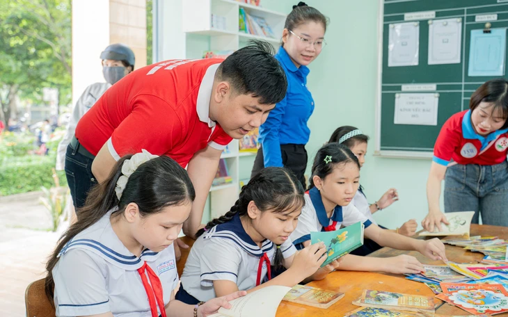 Cao điểm tình nguyện xây dựng nông thôn mới của tuổi trẻ TP . HCM năm 2026 - Ảnh 4.