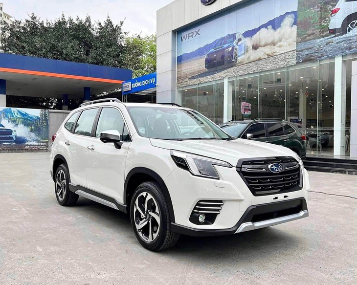 Loạt xe Subaru 'đại hạ giá': Forester nhập Thái dưới 800 triệu, Crosstrek giảm gần 240 triệu - Ảnh 1.