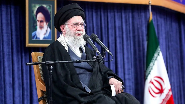 Hơn 4 tháng sau khi qua đời, thi thể cố lãnh tụ Iran được bảo quản ra sao? - Ảnh 1.