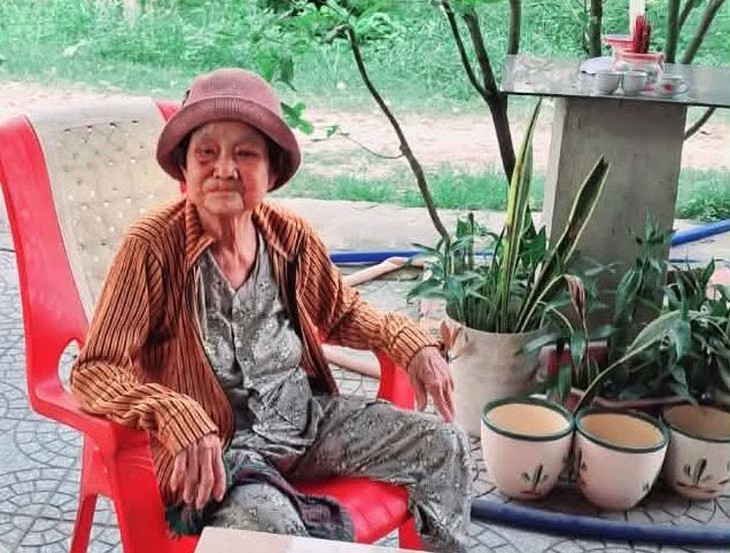 Một đời gánh tiếng rao, gánh nghĩa tình của bà Tư - Ảnh 1.