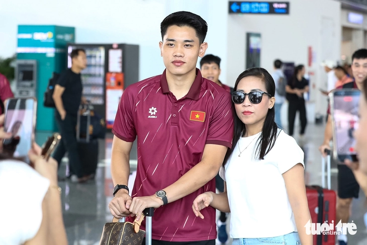 Nguyễn Tài Lộc, Patrik Lê Giang phấn khởi cùng tuyển Việt Nam đi Hàn Quốc - Ảnh 5.