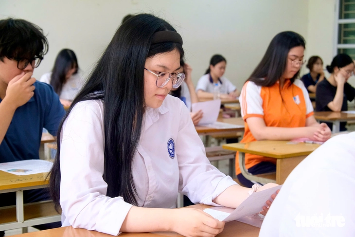 Vì sao Tuyên Quang vượt TP.HCM, đứng thứ 2 cả nước điểm môn tiếng Anh? - Ảnh 1.