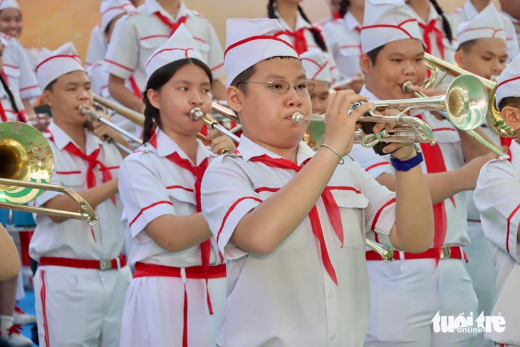 Tuổi trẻ Xuân Hòa sôi nổi loạt hoạt động văn hóa, an sinh chào mừng 50 năm Thành phố mang tên Bác - Ảnh 4.