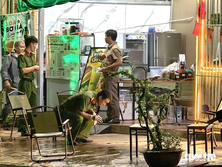 Nổ súng ở quán bún, truy bắt nghi phạm nghi do mâu thuẫn nợ nần - Ảnh 1.