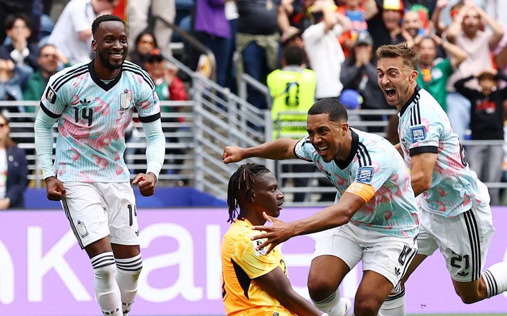 Nhiều thành viên tuyển Senegal dự World Cup 2026 vẫn mắc kẹt tại Mỹ - Ảnh 2.