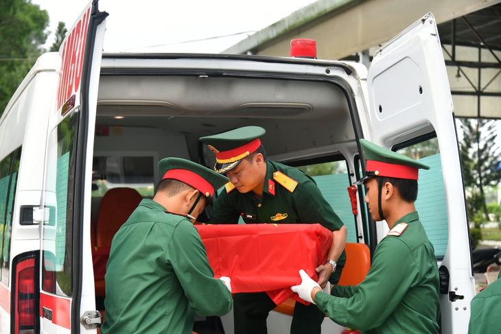 Cần Thơ đưa 670 mẫu sinh phẩm hài cốt liệt sĩ đi giám định ADN - Ảnh 1.