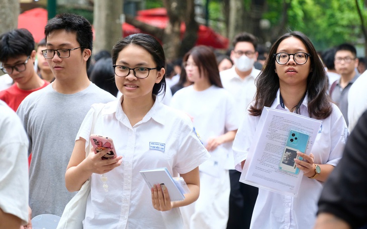 Đại học Kinh tế quốc dân và loạt trường công bố điểm sàn: cao nhất 25 - Ảnh 5.