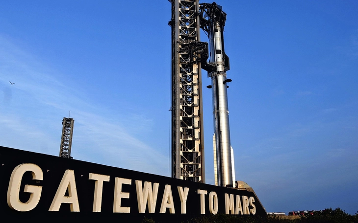 SpaceX phóng thử thành công tên lửa Starship, lần đầu sau khi lên sàn chứng khoán - Ảnh 2.
