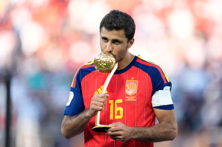 Quả bóng vàng World Cup 2026 không phải Messi hay Mbappe - Ảnh 1.