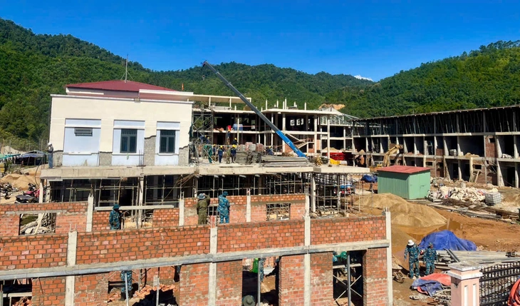 Cận cảnh trường biên giới mọc lên thần tốc từ công sức bộ đội Sư đoàn Phòng không 375 - Ảnh 3.