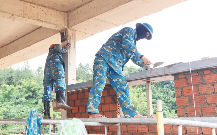 Loạt hình ảnh mới nhất về trường nội trú liên cấp Đà Nẵng chạy đua đón năm học mới - Ảnh 15.