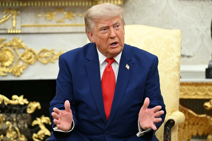 Ông Trump ra cảnh báo mới với Iran và Houthi - Ảnh 1.
