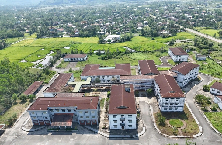 Bệnh viện ở Huế mua máy chạy thận không có chứng nhận xuất xứ - Ảnh 2.