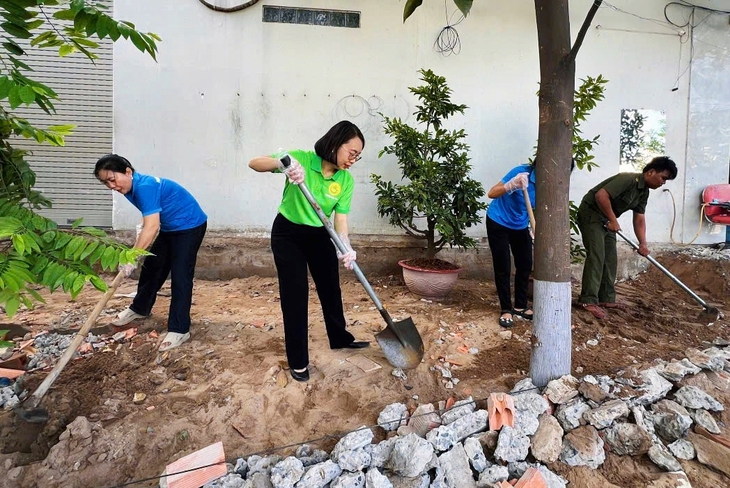 Phường Bình Tân biến 52 khu đất dôi dư thành công viên mini, điểm sinh hoạt cộng đồng - Ảnh 1.