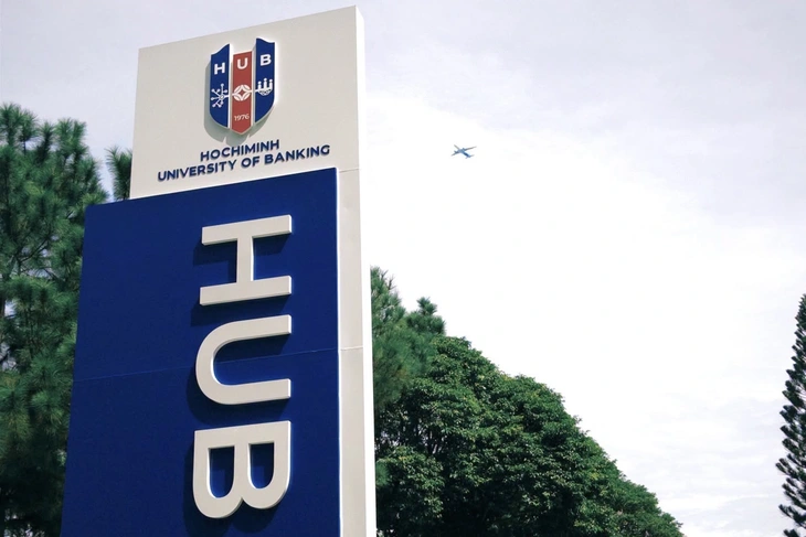 Thí sinh phải đăng ký xét tuyển đại học và đóng phí nhiều lần - Ảnh 1.