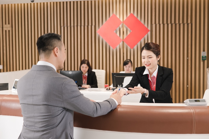 Techcombank đạt lợi nhuận quý 2 cao nhất từ trước tới nay - Ảnh 1.