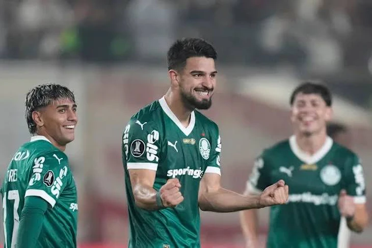 Danh tính cầu thủ Argentina duy nhất nhìn Tây Ban Nha ăn mừng - Ảnh 2.