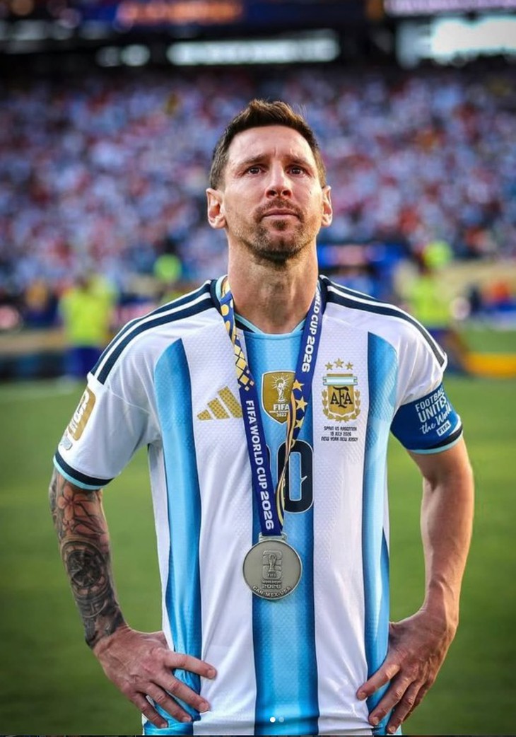 Vợ Messi động viên chồng sau trận thua chung kết World Cup - Ảnh 2.