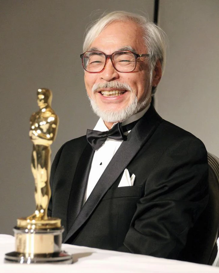 Di sản 25 năm của Hayao Miyazaki: "Vùng Đất Linh Hồn" và bài học vượt thời gian - Ảnh 2.