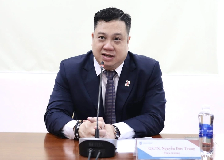 GS.TS Nguyễn Đức Trung tiếp tục làm hiệu trưởng Trường đại học Ngân hàng TP.HCM - Ảnh 1.