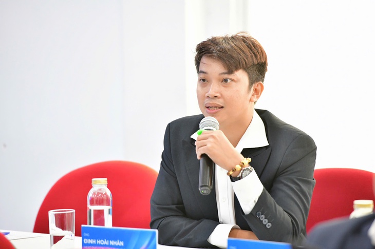 Chuyên gia cảnh báo 'con dao 2 lưỡi' AI trong đầu tư chứng khoán - Ảnh 3.