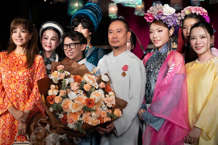 Võ Việt Chung: Không nhuộm trái mặc nưa, không phải Lãnh Mỹ A - Ảnh 4.