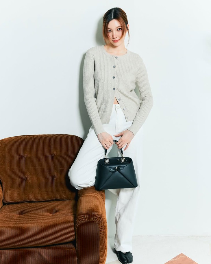 Sao nữ lăng xê túi nơ Dior Cigale - Ảnh 7.