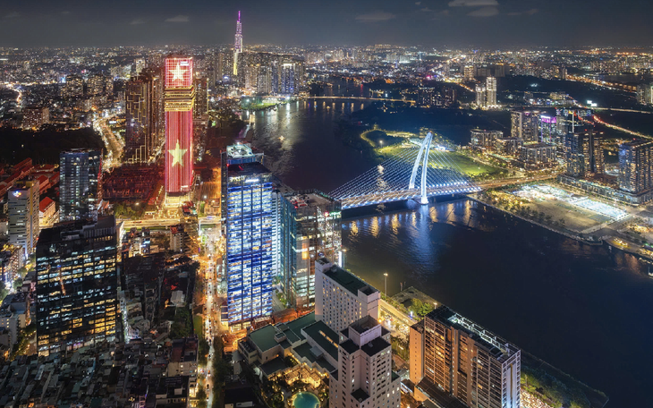 Phó thủ tướng ký quy định về chế độ tiền lương, tuyển dụng tại các trung tâm tài chính - Ảnh 2.