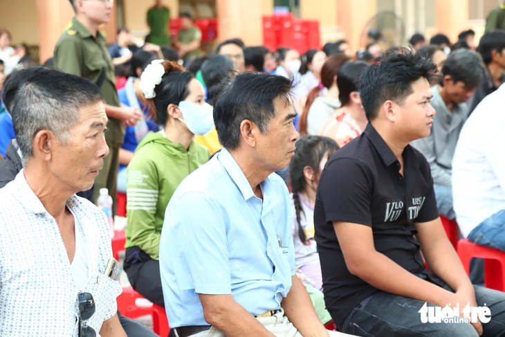 Phiên xét xử lưu động tuyên truyền người dân tránh xa ma túy - Ảnh 3.