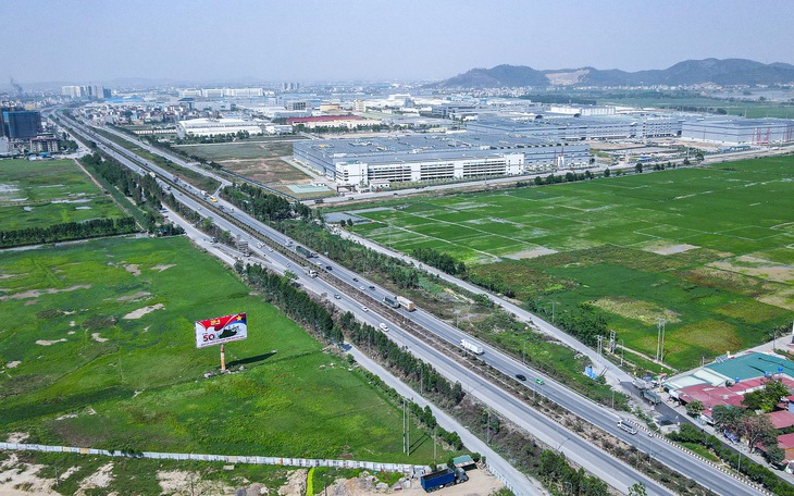 Gần 700.000 lao động làm việc, đưa Bắc Ninh tiến gần mục tiêu thành phố trực thuộc Trung ương - Ảnh 3.