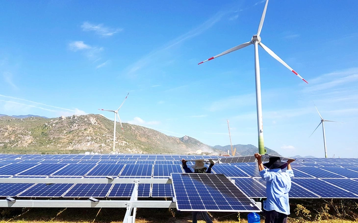 EVN có lãi trong 6 tháng đầu năm, xóa sạch lỗ lũy kế tích tụ từ năm 2022 - Ảnh 3.