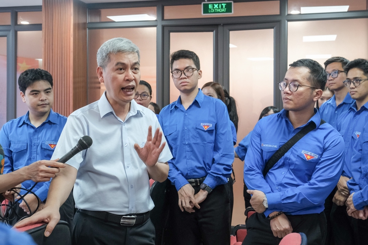 Tìm danh tính liệt sĩ từ 'biển thông tin' hàng chục kilomet của kho lưu trữ quốc gia - Ảnh 1.