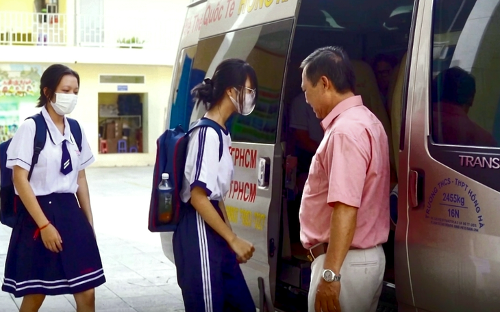 Đồ án tốt nghiệp về xe buýt điện của sinh viên được chọn triển lãm, ứng dụng tại TP.HCM - Ảnh 3.