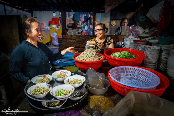 Theo con nước sông Trà Khúc săn đặc sản don nổi tiếng cả nước - Ảnh 9.