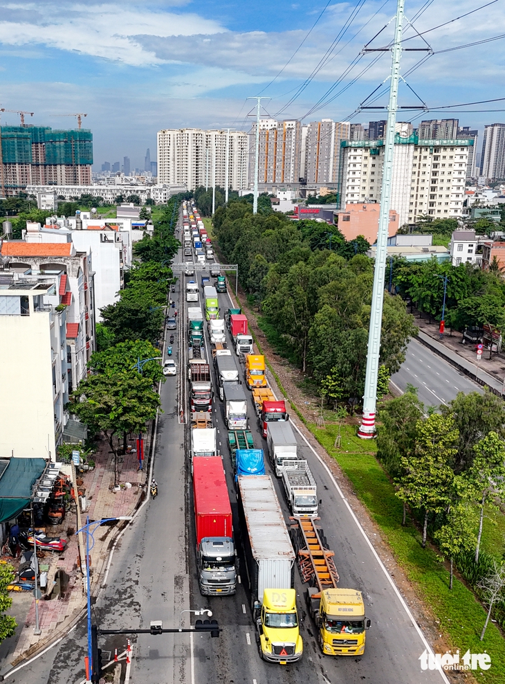 Nút giao Mỹ Thủy 4 tầng, 'van điều tiết' dòng xe cụm cảng Cát Lái TP.HCM - Ảnh 5.