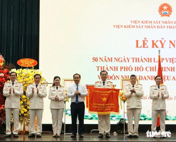 Viện kiểm sát nhân dân TP.HCM nhận danh hiệu Anh hùng Lao động, Huân chương Lao động hạng Nhất - Ảnh 4.