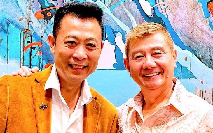 Ca sĩ Erik xin lỗi, vội 'tẩy trang' chụp lại poster Sao nhập ngũ   - Ảnh 3.