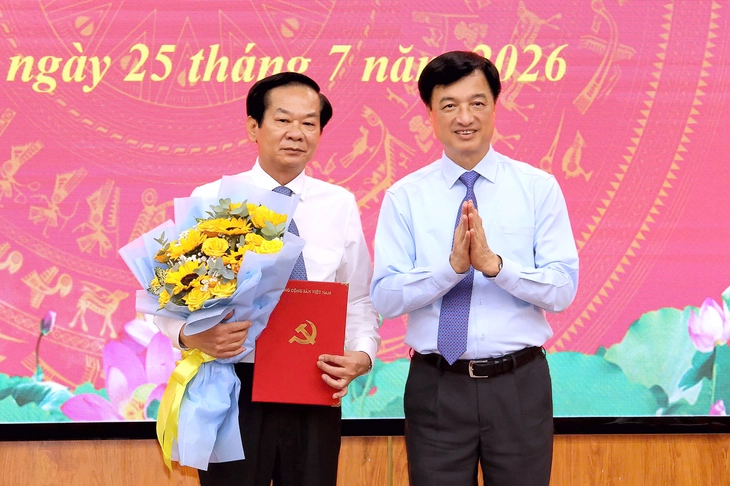 Ông Đỗ Thanh Bình giữ chức Bí thư Thành ủy Cần Thơ - Ảnh 2.