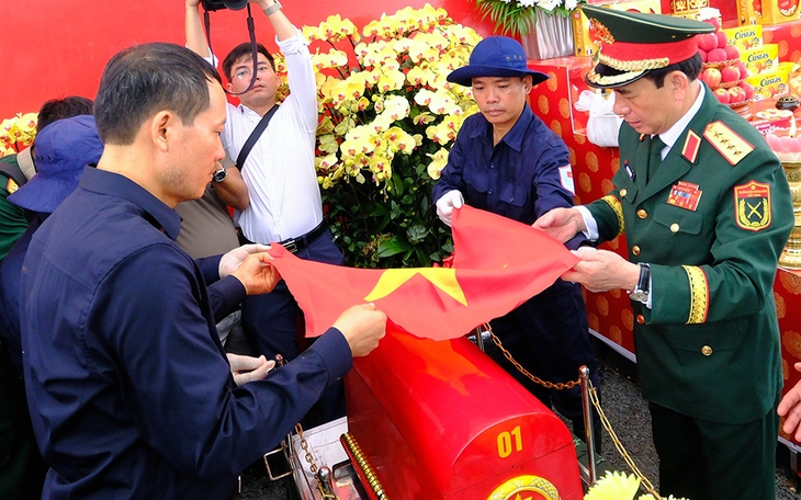 Chương trình nghệ thuật “Giữa trọn lời thề”: Làm sống dậy ký ức chống giặc oai hùng của dân tộc - Ảnh 8.