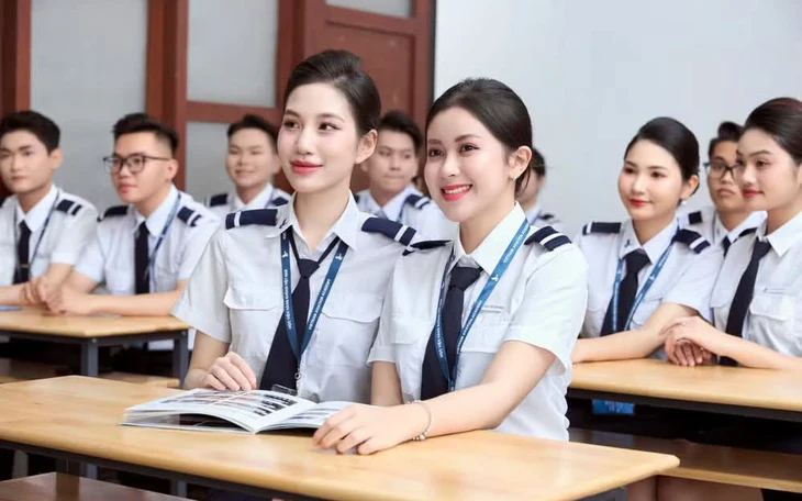 Báo Tuổi Trẻ hợp tác với Học viện Hàng không Việt Nam - Ảnh 5.