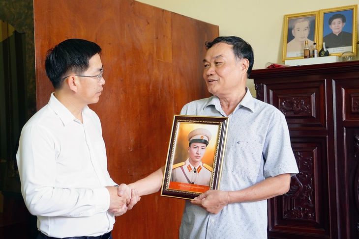 "Ông về đi..." - Tiếng gọi nghẹn ngào bên di ảnh liệt sĩ sau hơn nửa thế kỷ - Ảnh 4.