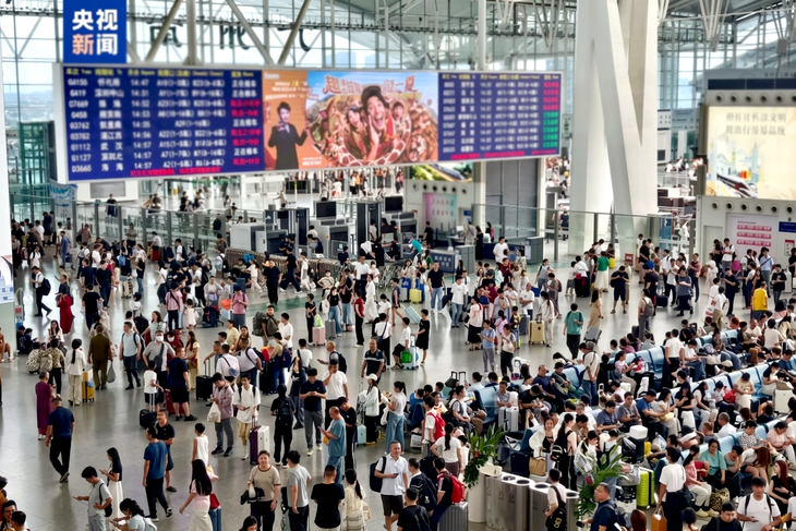 Trung Quốc sơ tán hơn 20.000 người, dừng tàu hỏa trước khi bão Noul đổ bộ - Ảnh 2.