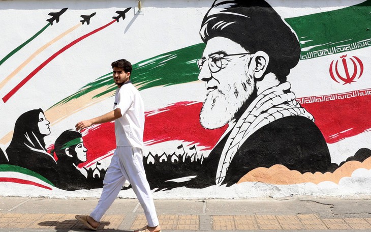 Ông Trump dọa Mỹ sẽ 'hành động quân sự mạnh mẽ' nếu đàm phán với Iran thất bại  - Ảnh 2.