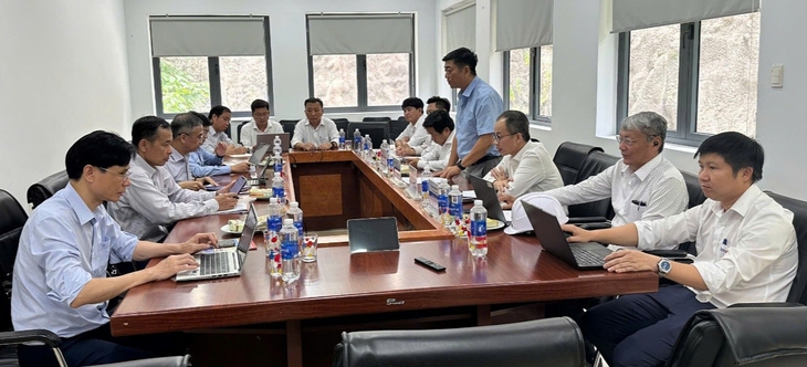 EVN kiểm tra an toàn và phòng chống thiên tai tại thủy điện A Vương - Ảnh 5.