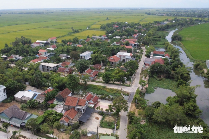 Làng nhỏ xứ Huế có 20 Mẹ Việt Nam anh hùng, 78 liệt sĩ và một ngày giỗ chung - Ảnh 1.
