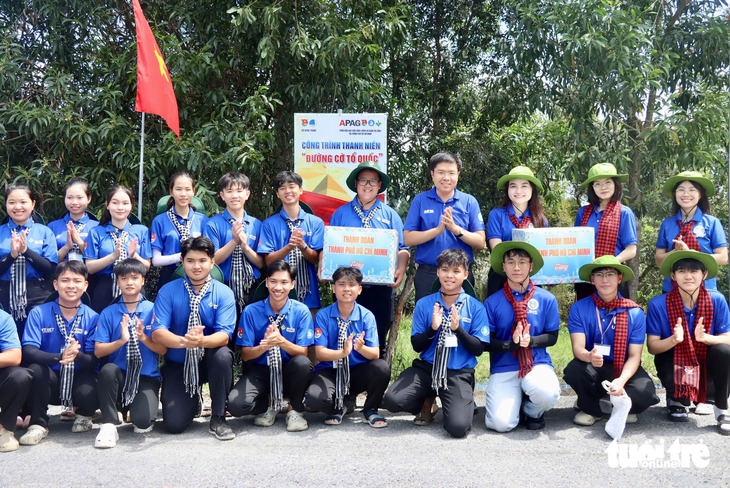 Thành Đoàn TP.HCM tiếp lửa chiến sĩ Mùa hè xanh tại  mặt trận miền Tây - Ảnh 1.